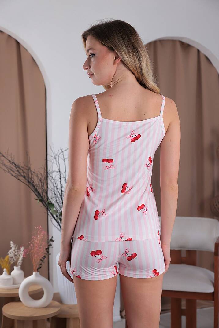 Çizgili Kiraz Baskılı Yumuşak Soft Dokulu Örme Kumaş İp Askılı Şortlu Pijama Takımı - 4