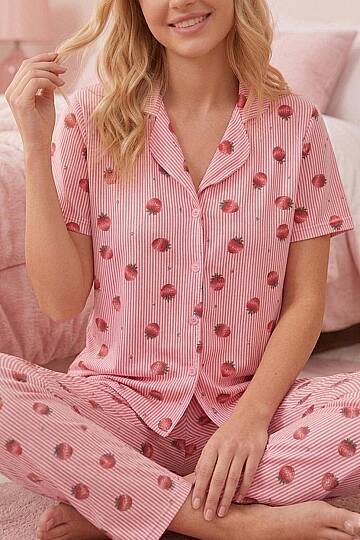 Kadın Pamuklu Çilek Desenli Düğmeli Pijama Takımı - 5