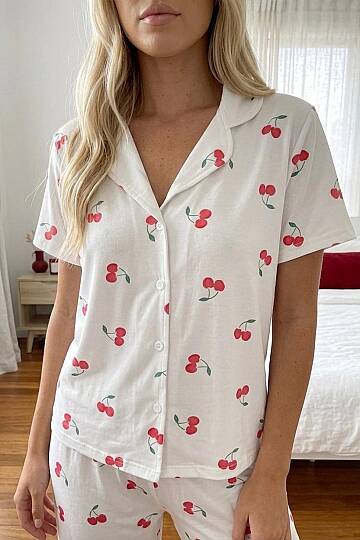 Kadın Pamuklu Kiraz Desenli Düğmeli Pijama Takımı - 4