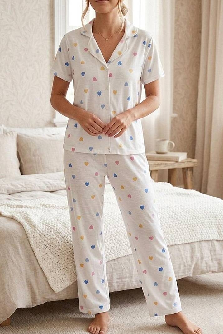 Kadın Pamuklu Renkli Kalp Desenli Düğmeli Kısa Kollu Pijama Takımı - 1