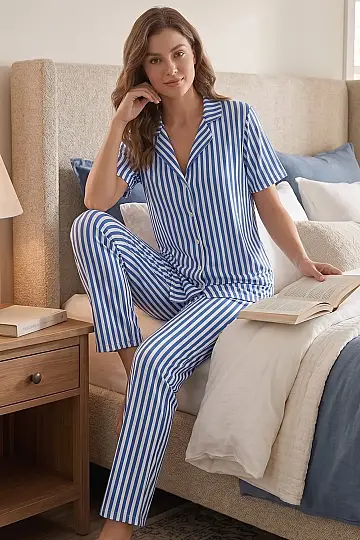 Mavi Beyaz Çizgili Şeritli Pijama Takımı - 1
