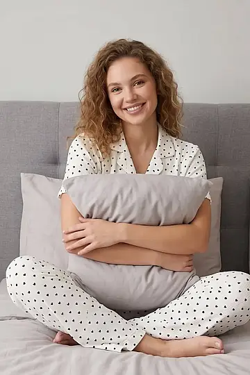 Minik Kalp Desenli Beyaz Kısa Kollu Pijama Takımı - 3