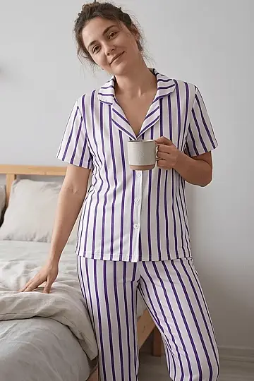 Mor Beyaz Çizgili Düğmeli Kısa Kollu Pijama Takımı - 2