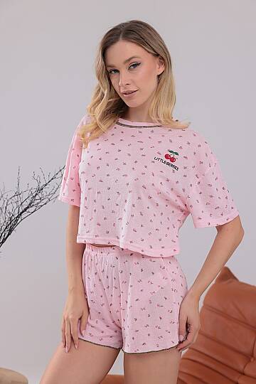 Pembe Renk Kiraz Baskılı Oversize Kalıp Kısa Kollu Crop Yazlık Kadın Şortlu Pijama Takımı