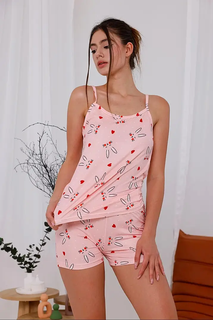 Pembe Tavşan Baskılı Yumuşak Dokulu Örme İp Askılı Kadın Yazlık Pijama Takımı - 2