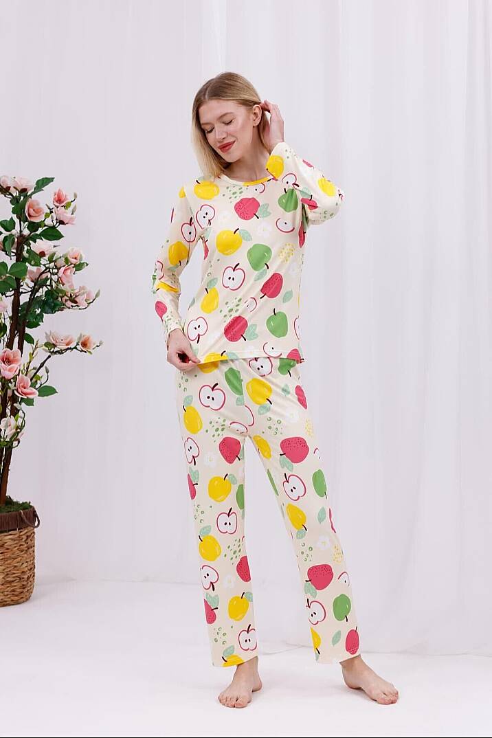 Renkli Elma Baskılı Yumuşak Dokulu Rahat Kalıp Uzun Kollu Örme Kadın Günlük Pijama Takımı - 4